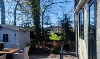 Gallery image mobile 3